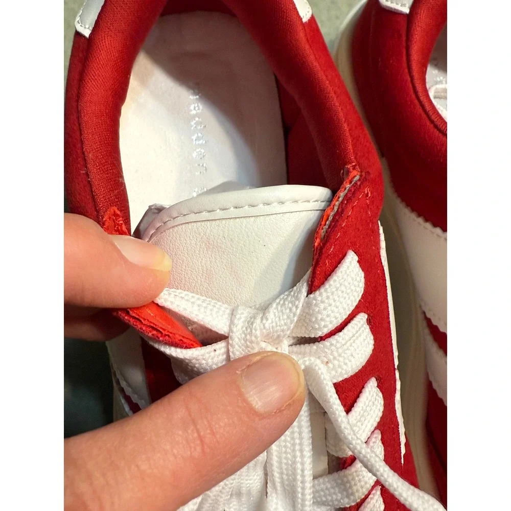 Madden Girl Red Platform Sneakers‎ White Stripe Lace Up Size 8.5 B12B